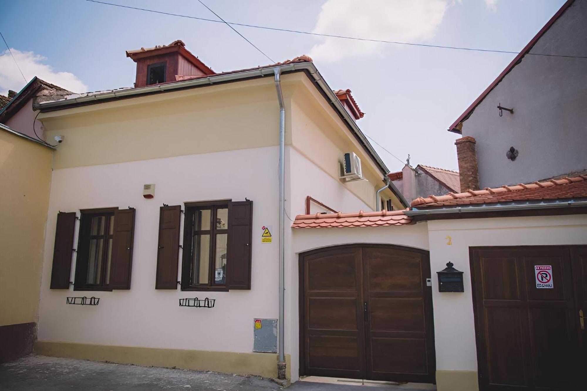 Aparthotel Cochet House Sybin Zewnętrze zdjęcie