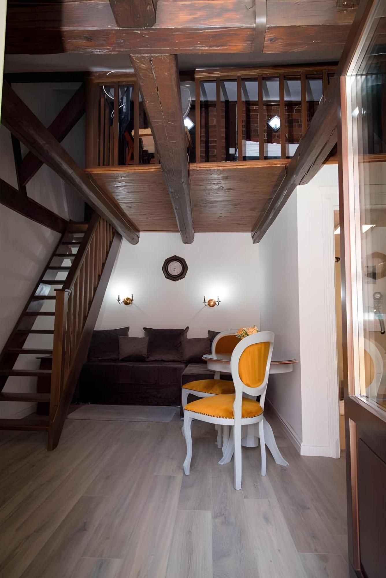 Aparthotel Cochet House Sybin Zewnętrze zdjęcie